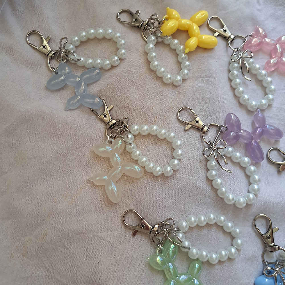  آویز سگ بادکنکی و مروارید 