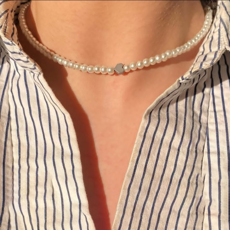 گردنبند چوکری مروارید و قلب 