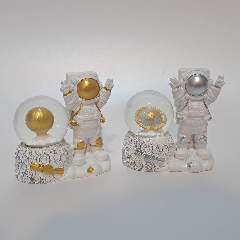 گوی چراغدار فضانورد