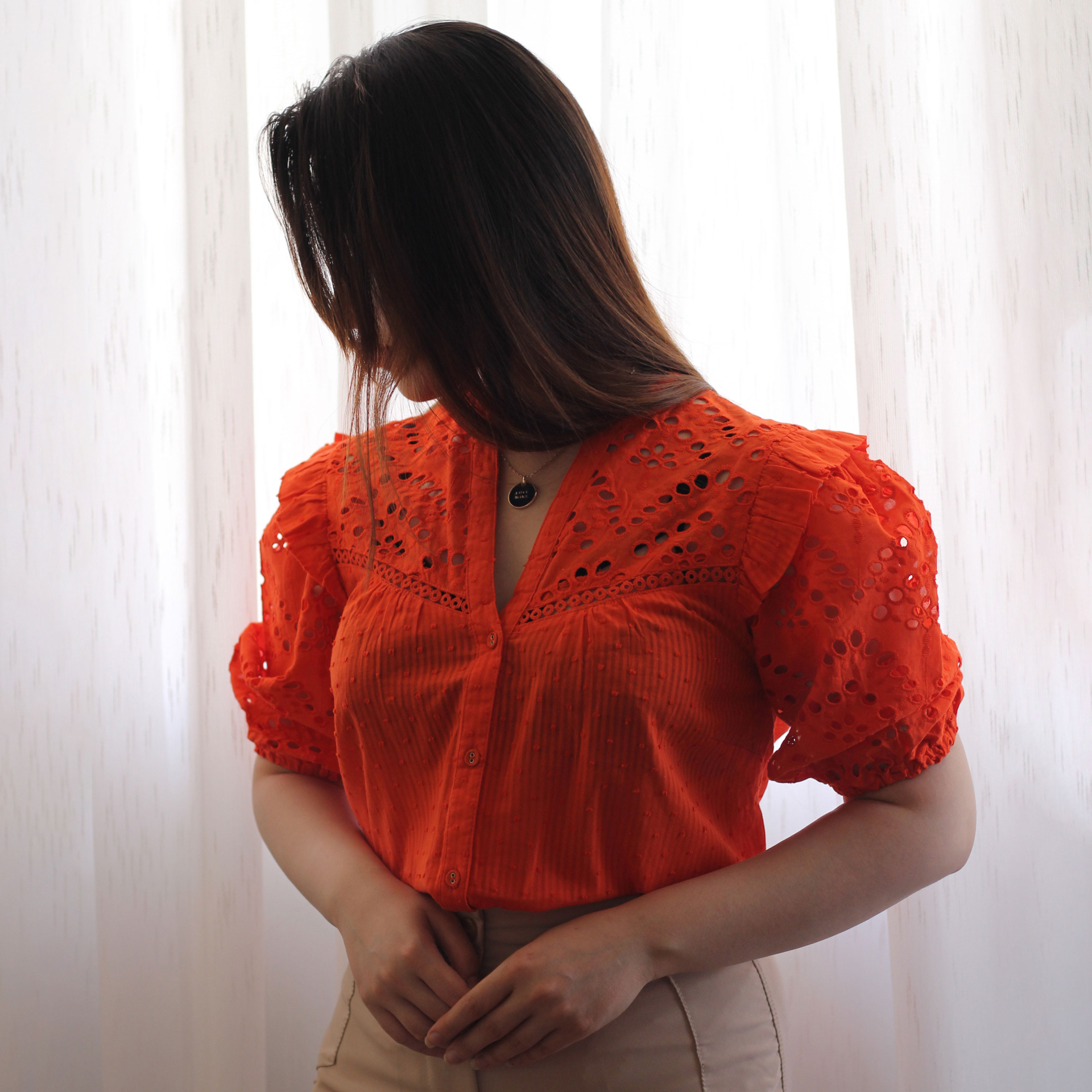 شومیز خامه دوزی برند Love & Rose