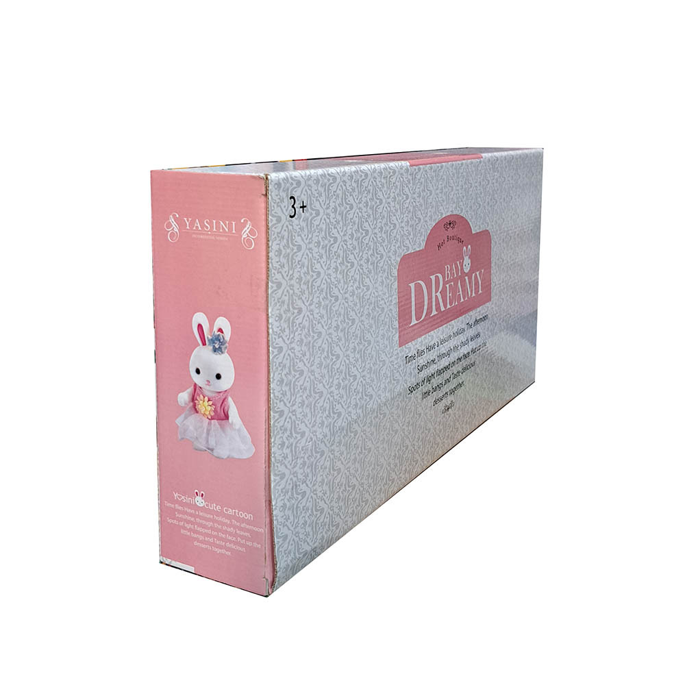  اسباب بازی دختر به همراه پت 