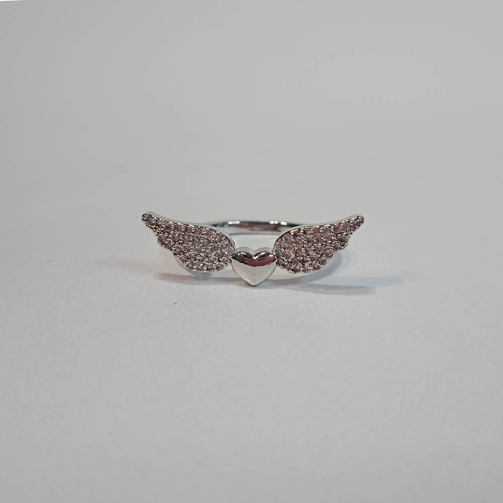 انگشتر جواهری طرح قلب بالدار