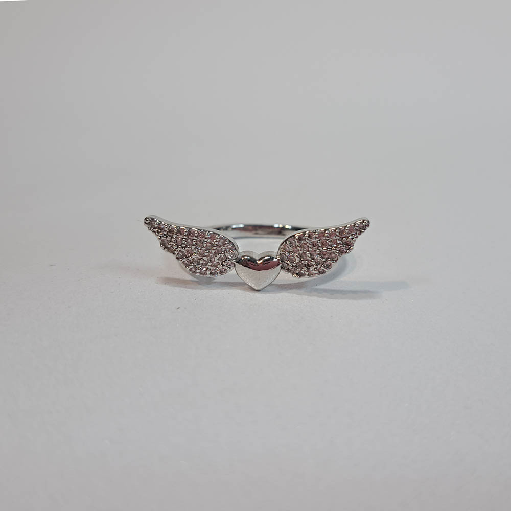 انگشتر جواهری طرح قلب بالدار