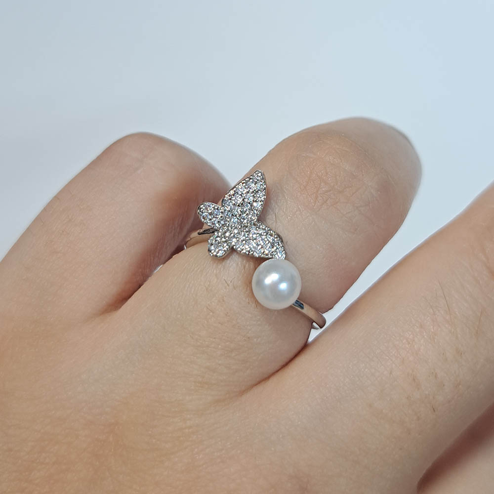 انگشتر جواهری طرح پروانه