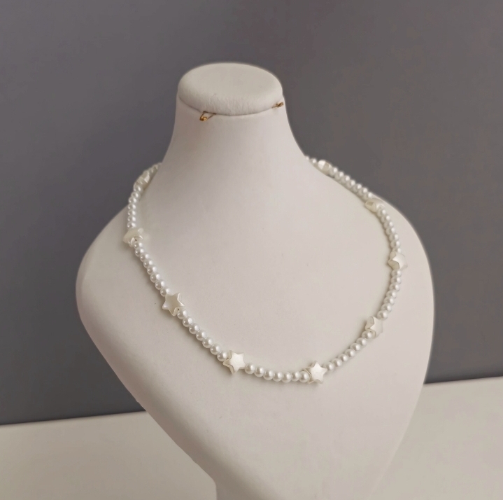  گردنبند یا دستبند مرواریدی و ستاره 