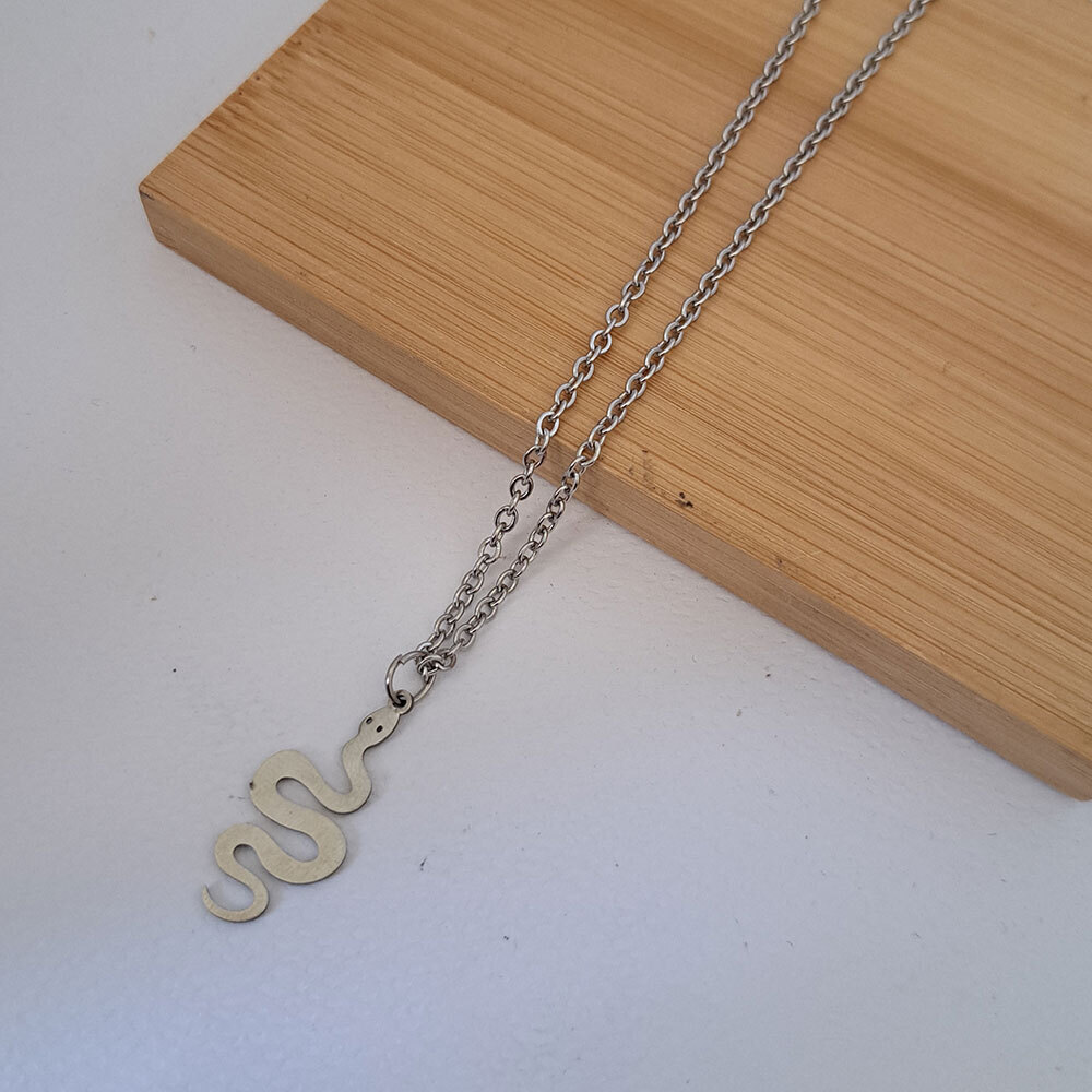  گردنبند مدل مار 