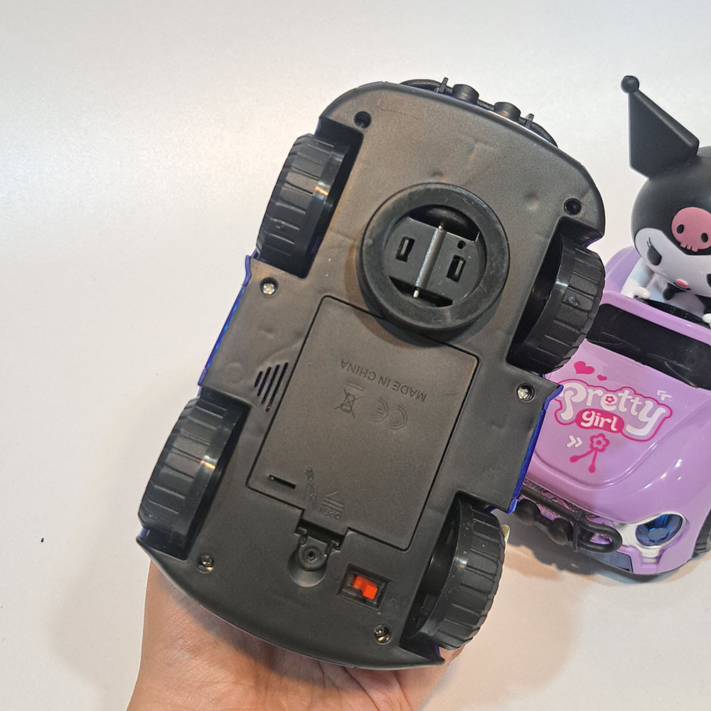 ماشین کرومی و استیج دودزا موزیکال حرکتی