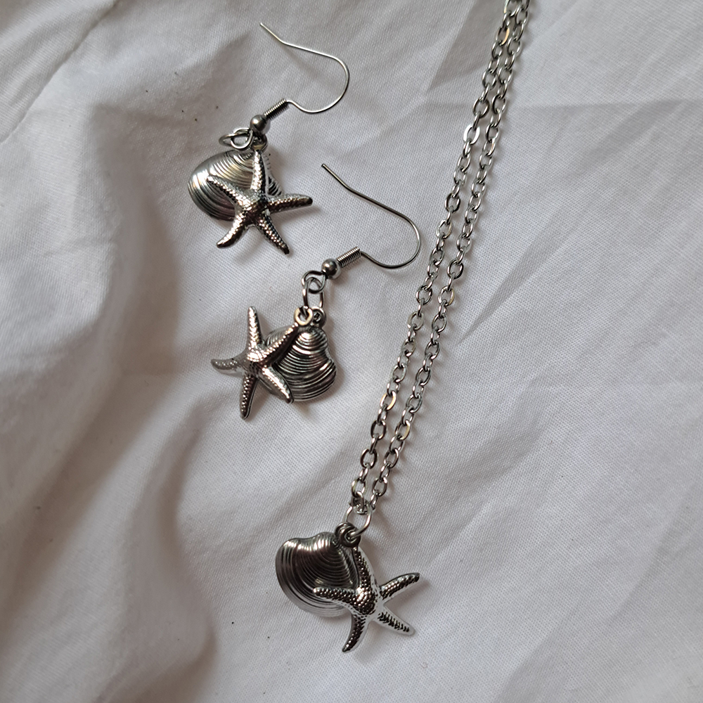  گردنبند و گوشواره طرح صدف 