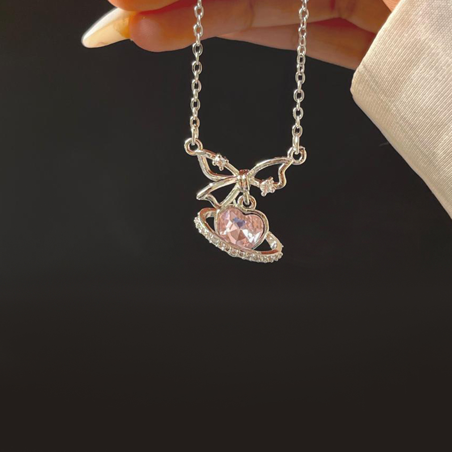 گردنبند جواهری پاپیون و قلب آویز 