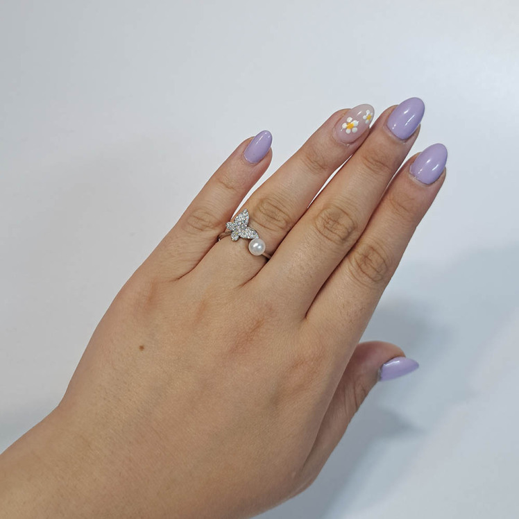 انگشتر جواهری طرح پروانه 