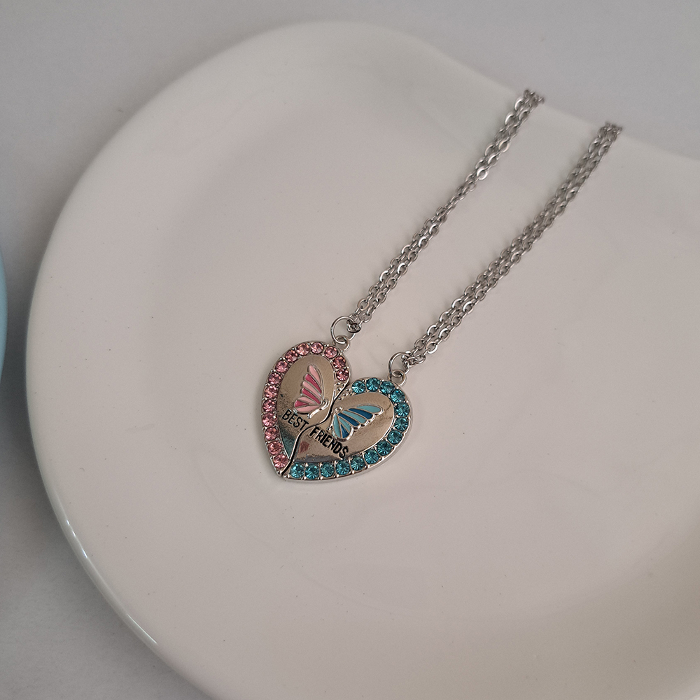  گردنبند ست پروانه نگین دار 