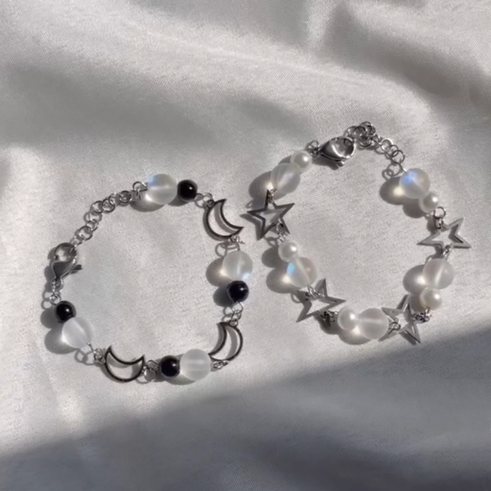  دستبند ماه و ستاره مون استون 