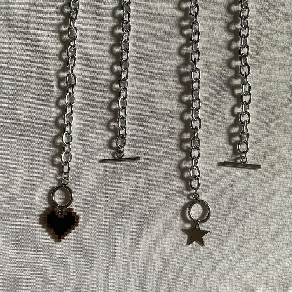  گردنبند قفل تی 